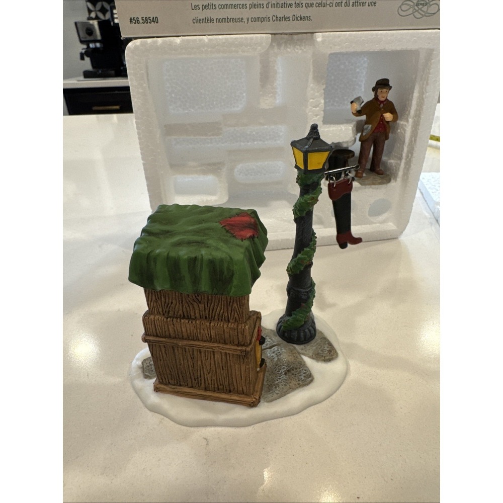 Dept 56 Dickens Village Cobbler's Corner Stand Set of 2 #58540 w/Box - Picture 3 of 5